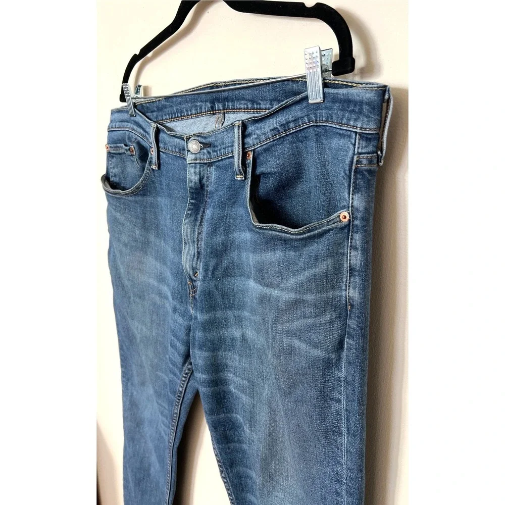 Levi's 559 Relaxed‎ Straight Jeans Blue 38 Waist 31 Inseam EUC